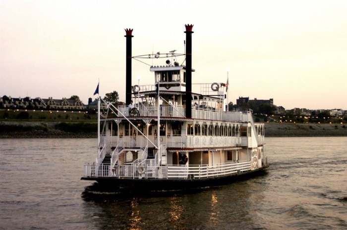 Memphis-Discovery-Tour-with-Riverboat-Cruise-image-1